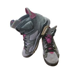 Air Jordan 6 Bordeaux 2021 Size 9 Gray Purple Suede Retro VI CT8529
